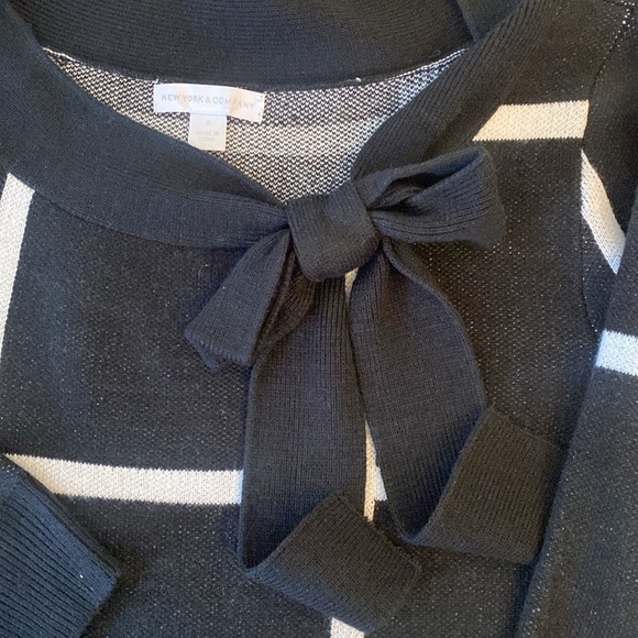New York & Company Sweater Set - Picture 5 of 8